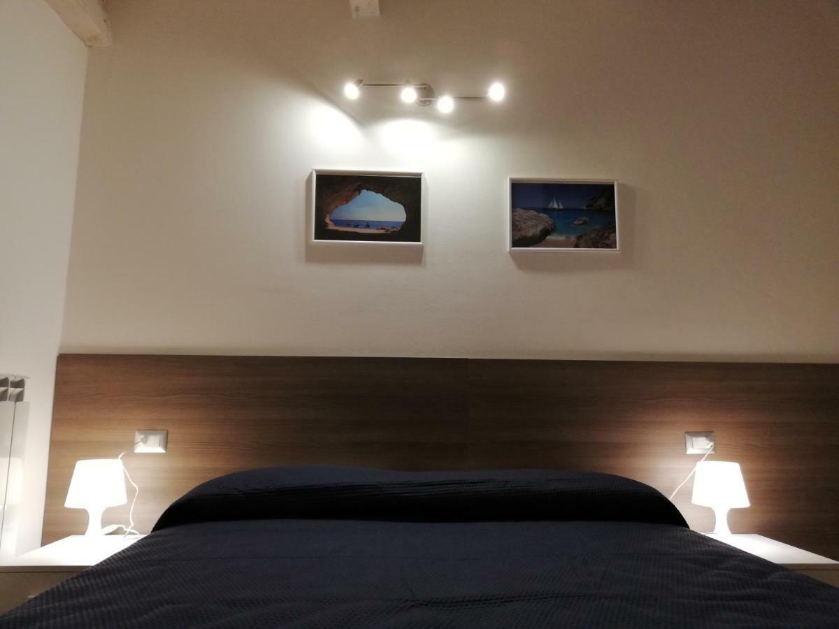 Memento Bed and Breakfast Ossi Exteriör bild