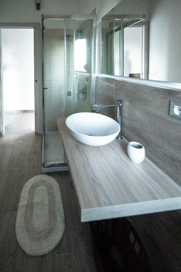Memento Bed and Breakfast Ossi Exteriör bild