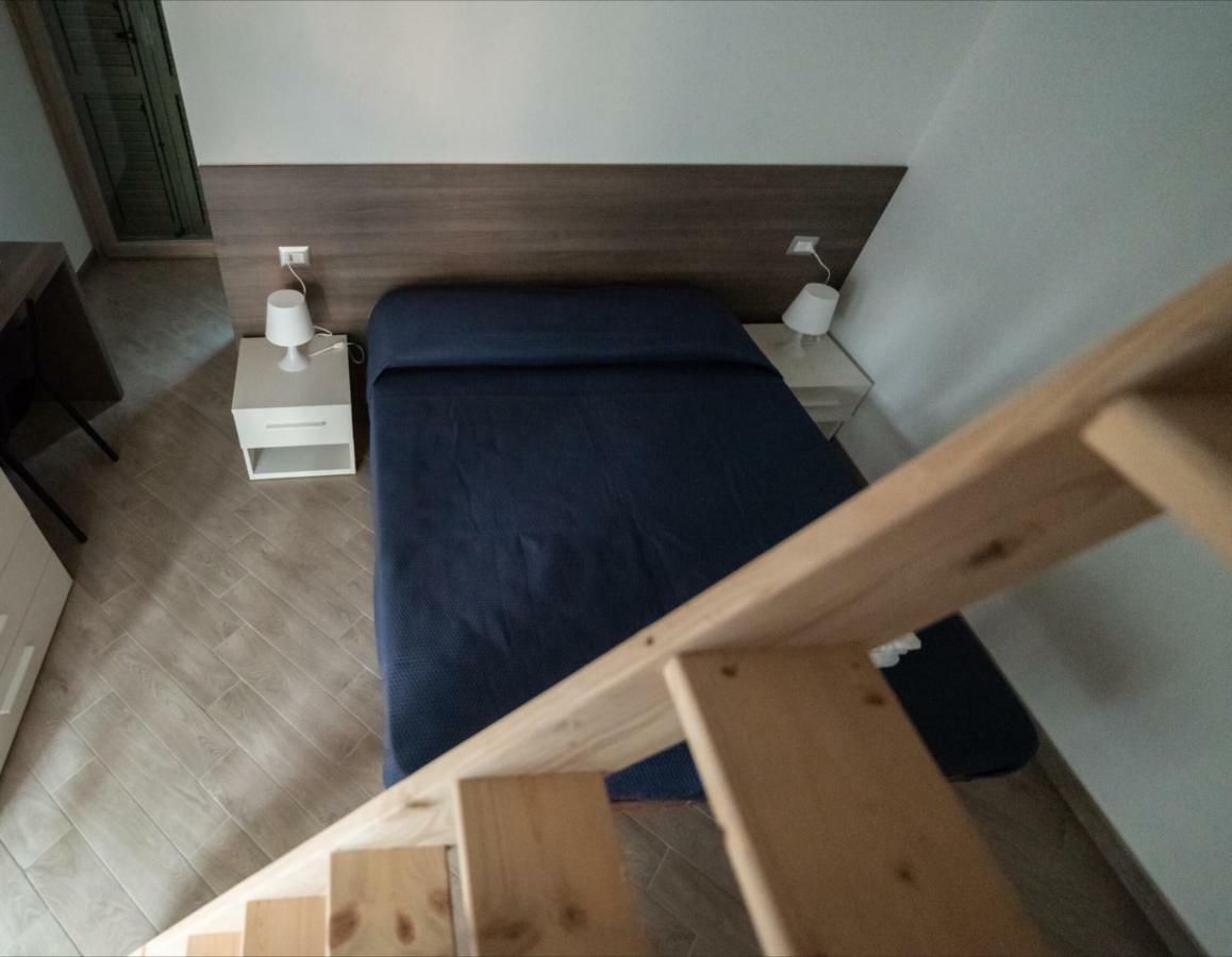 Memento Bed and Breakfast Ossi Exteriör bild